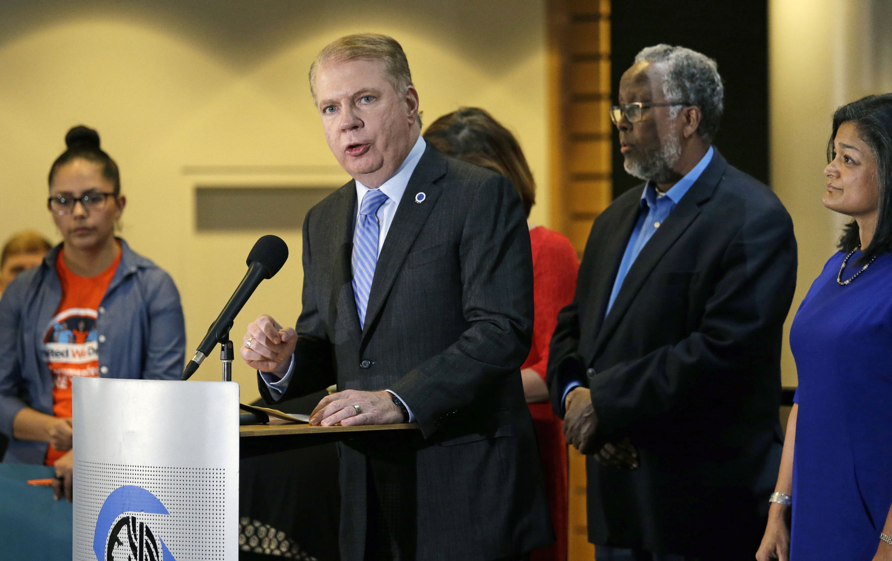 Seattle demandará por amenazas de Trump a ciudades santuario